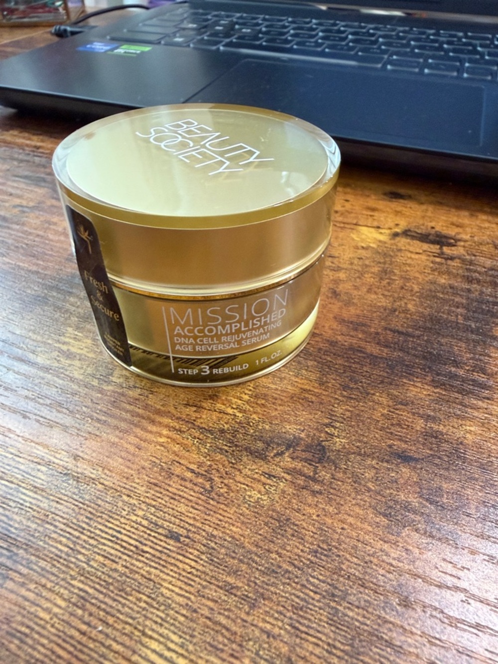 Beauty Society Mission Accomplished Gold Anti-Aging Moisturizer